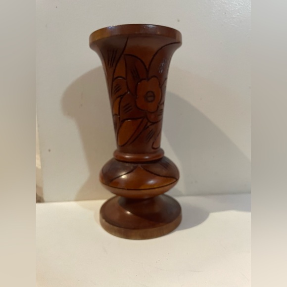 Vintage Hand Carved Wooden Pedestal Vase With Flower/Leaf Design 9” - Picture 10 of 11